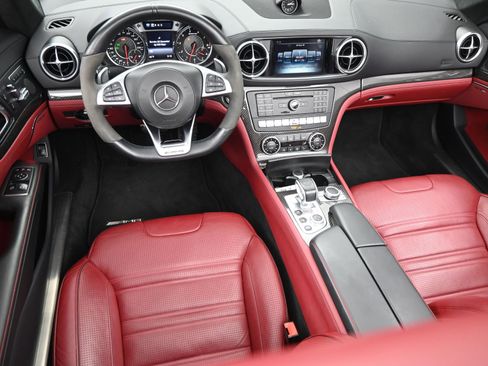 Used 2019 Mercedes-Benz SL 63 AMG image 7