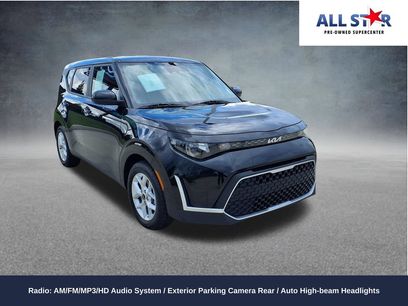 Used 2025 Kia Soul LX w/ LX Technology Package