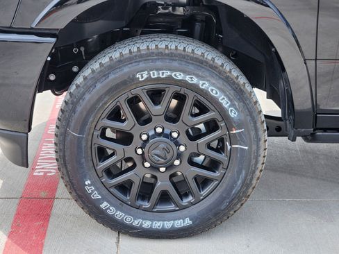 New 2026 RAM 2500 Limited AWD/4WD image 11