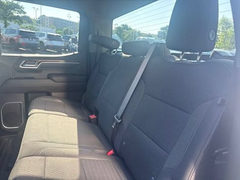 Used 2022 Chevrolet Silverado 1500 LT AWD/4WD image 20