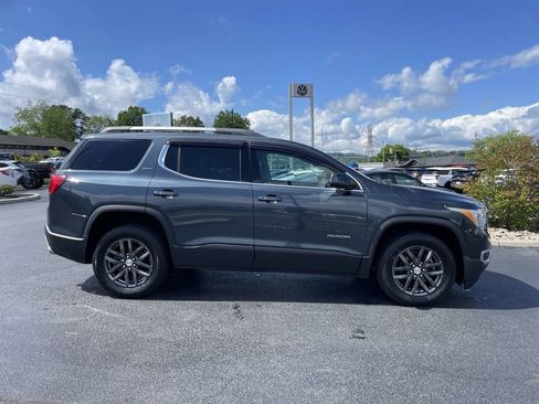 Used 2019 GMC Acadia SLT AWD/4WD image 4