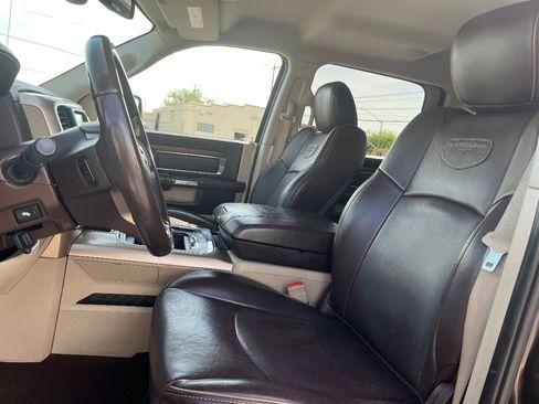 Used 2016 RAM 1500 Laramie Longhorn w/ Convenience Group AWD/4WD image 25