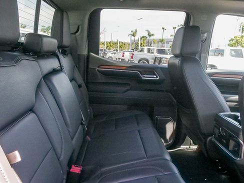 Used 2023 GMC Sierra 1500 Denali w/ Denali Reserve Package image 15