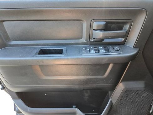 Used 2020 RAM 1500 Tradesman w/ Chrome Appearance Group AWD/4WD image 35