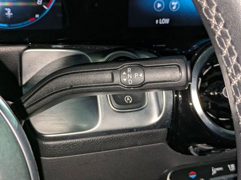 Certified 2022 Mercedes-Benz GLB 250 image 12