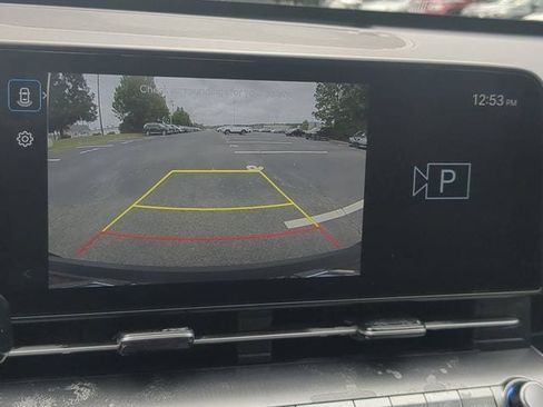 Used 2025 Hyundai Kona SEL FWD image 19