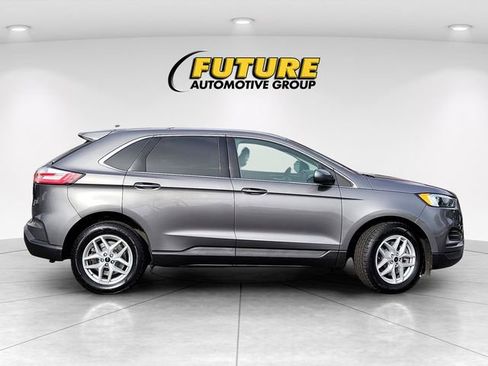 Used 2023 Ford Edge SEL image 9