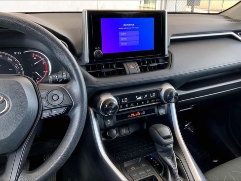 Used 2024 Toyota RAV4 XLE w/ Convenience Package FWD image 8