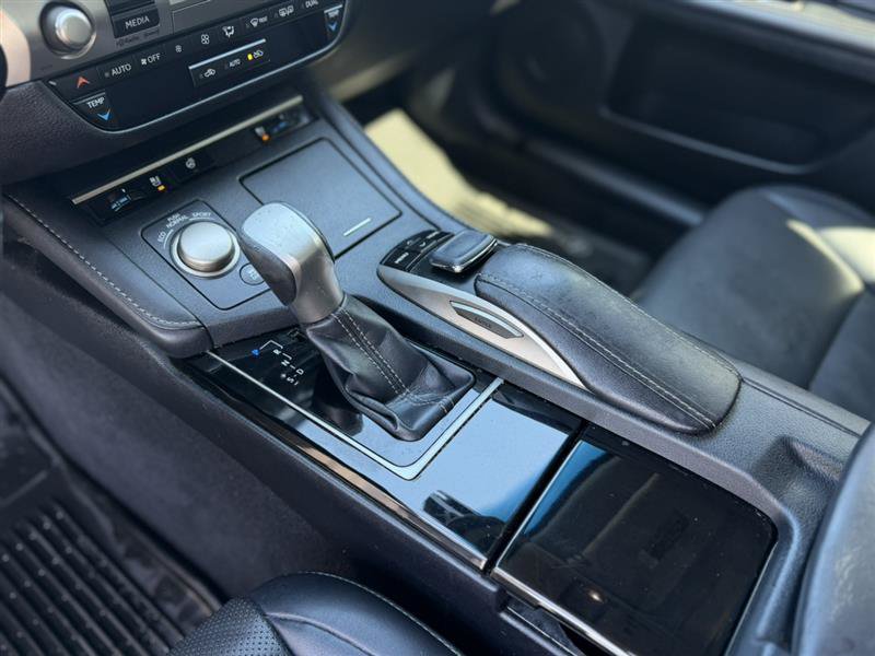 Used 2016 Lexus ES 350 w/ Navigation System Package FWD image 16