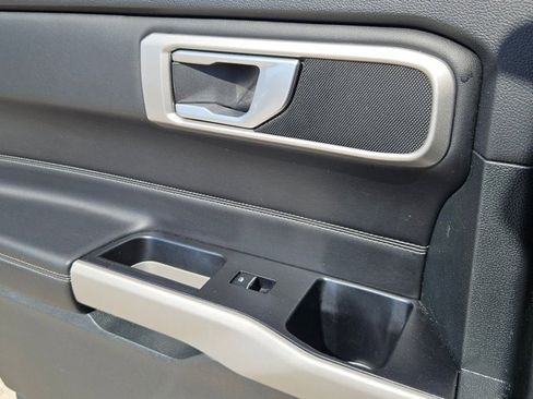 Used 2024 Ford Explorer XLT w/ Equipment Group 202A image 27