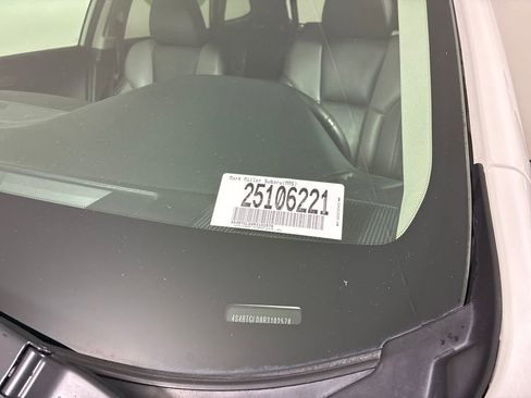 Used 2024 Subaru Outback Onyx Edition XT image 5