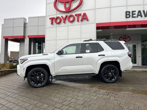New 2026 Toyota 4Runner 4WD image 2