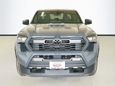 New 2026 Toyota Tacoma TRD Sport RWD image 2