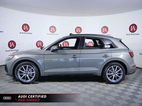 Certified 2023 Audi Q5 e Prestige AWD/4WD image 5