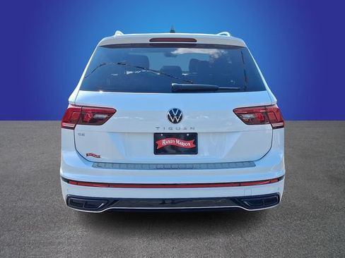 Used 2024 Volkswagen Tiguan SE R-Line FWD image 5