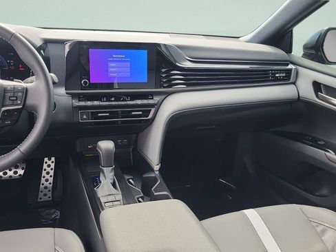 Certified 2026 Toyota Camry SE FWD image 17