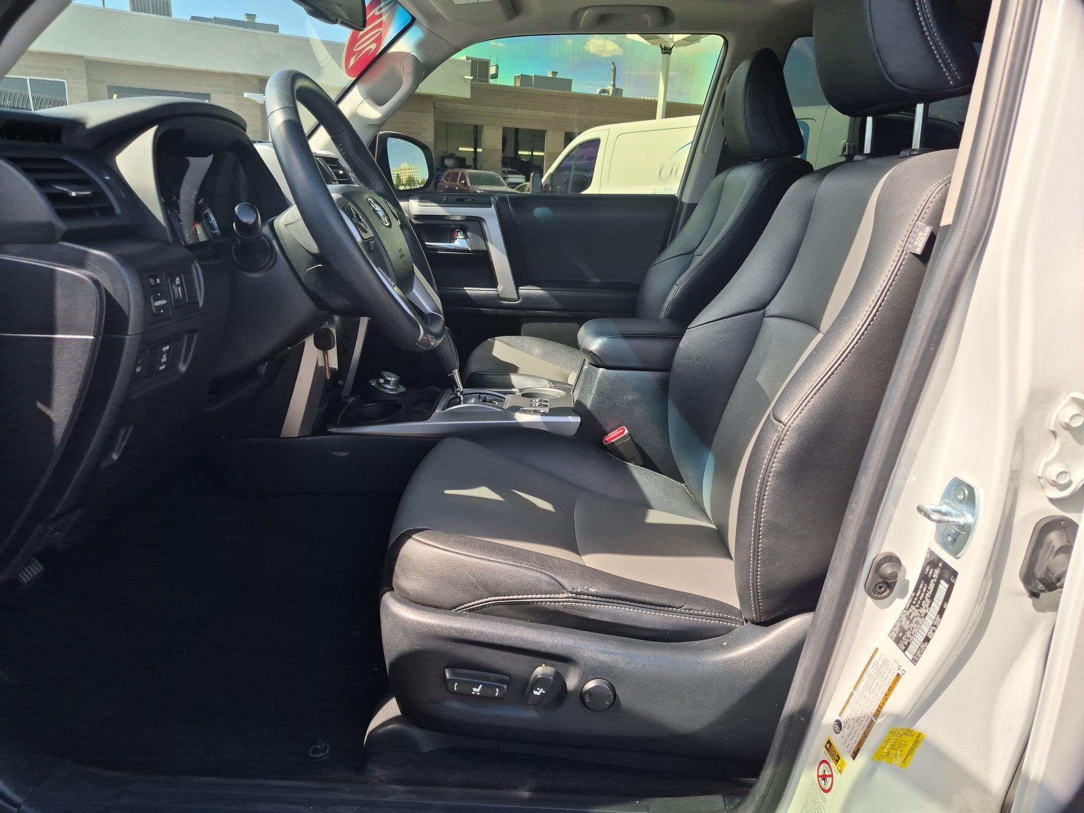 Used 2019 Toyota 4Runner SR5 Premium AWD/4WD image 24