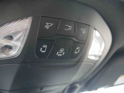 New 2026 Chrysler Pacifica Limited AWD/4WD image 34