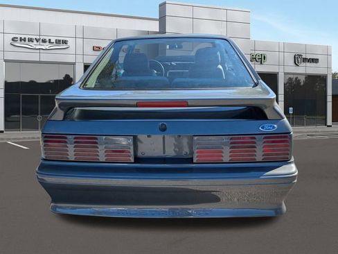 Used 1989 Ford Mustang GT RWD image 4