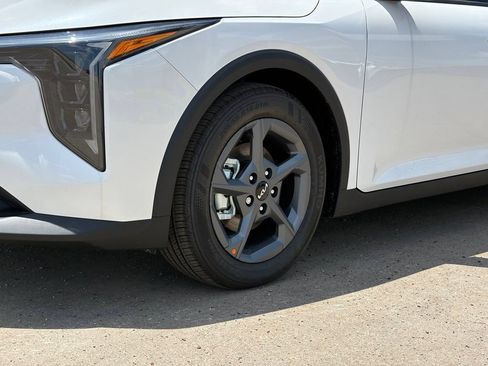 New 2026 Kia K4 FWD image 9