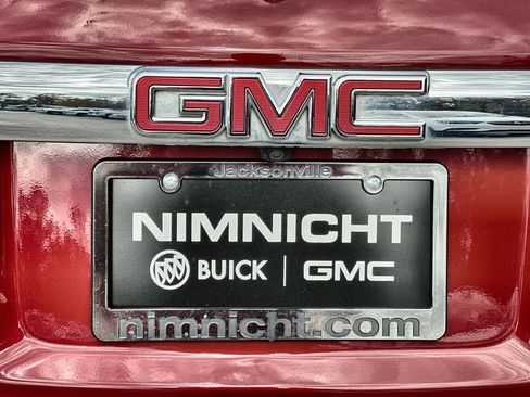 Certified 2017 GMC Acadia SLE image 30