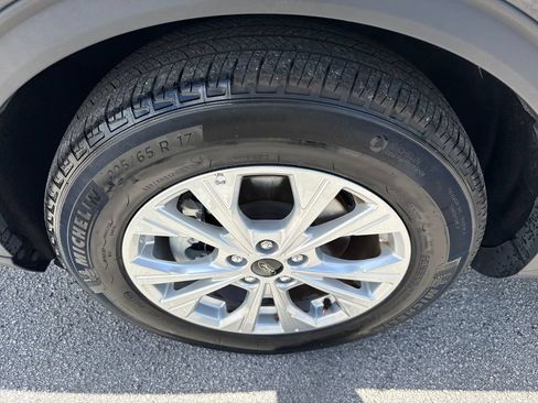 Used 2025 Ford Escape Active FWD image 13
