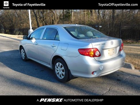 Used 2009 Toyota Corolla LE image 8