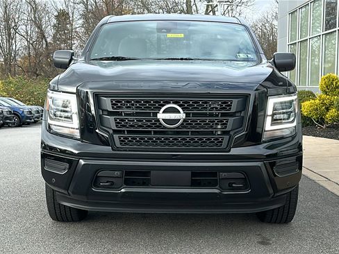 Certified 2024 Nissan Titan SV w/ SV Bronze Edition Package image 3