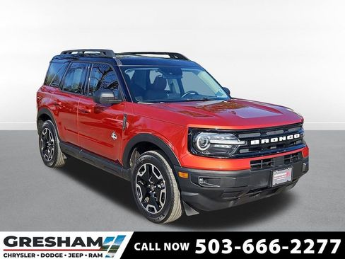 Used 2023 Ford Bronco Sport Outer Banks w/ Tech Package image 1