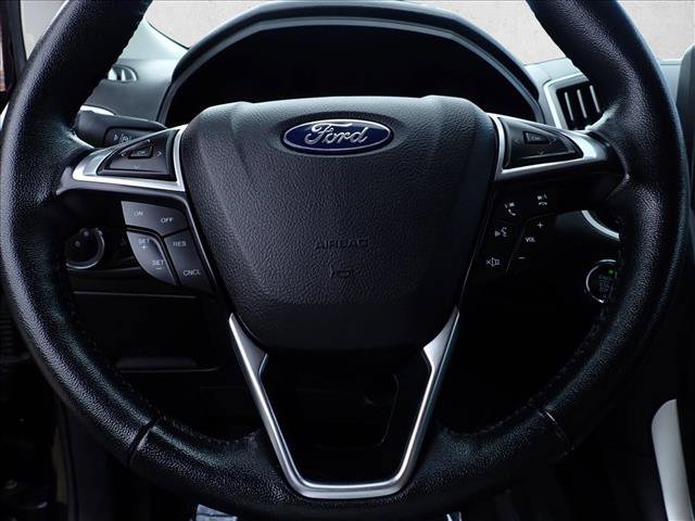 Used 2024 Ford Edge SEL AWD/4WD image 16
