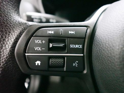 Used 2024 Honda HR-V LX image 17