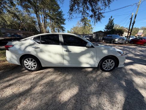 Used 2019 Nissan Altima 2.5 S image 4