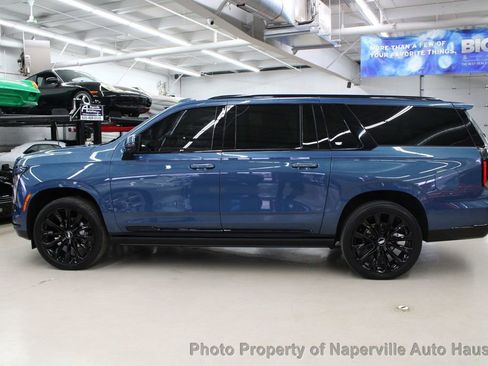 Used 2025 Cadillac Escalade ESV Sport Platinum w/ LPO, ONYX Package image 79