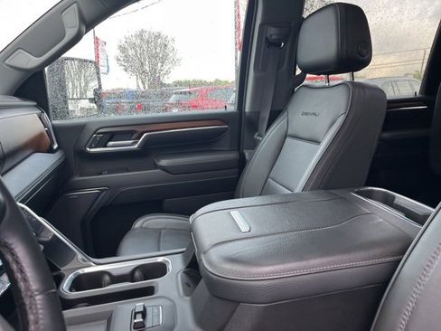 Used 2024 GMC Sierra 2500 Denali w/ Denali Reserve Package image 10