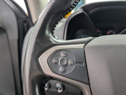 Used 2015 Chevrolet Colorado Z71 image 12
