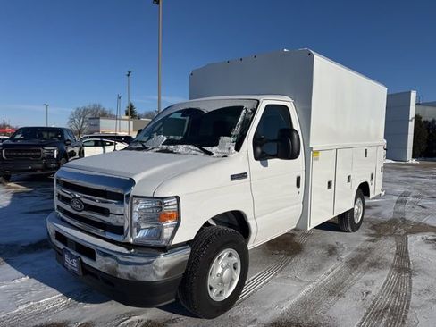 New 2026 Ford E-350 and Econoline 350 Super Duty w/ Power Equipment Group RWD image 7