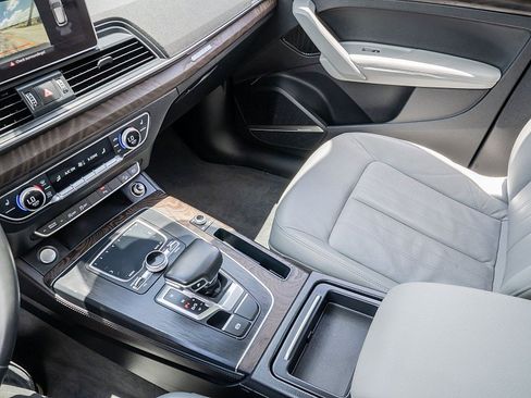 Used 2018 Audi Q5 Prestige w/ Prestige Package AWD/4WD image 26