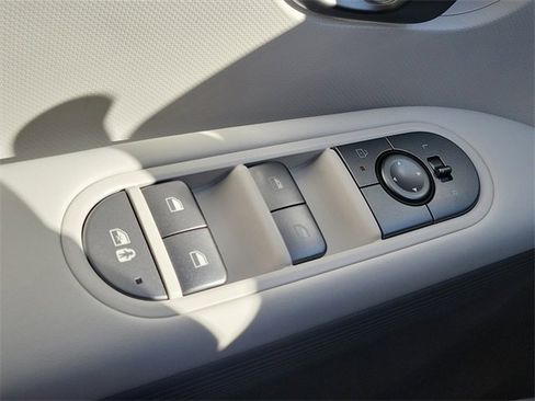 New 2026 Hyundai Ioniq 5 SE image 16