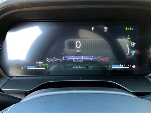 Used 2024 Jeep Grand Cherokee Overland w/ Luxury Tech Group IV image 21