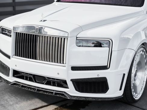Used 2025 Rolls-Royce Cullinan AWD/4WD image 7