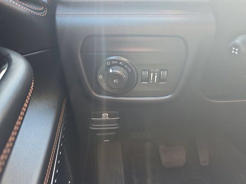 Used 2023 Jeep Grand Cherokee L Summit AWD/4WD image 42