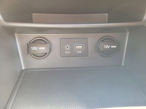 Used 2018 Hyundai Kona SEL image 24