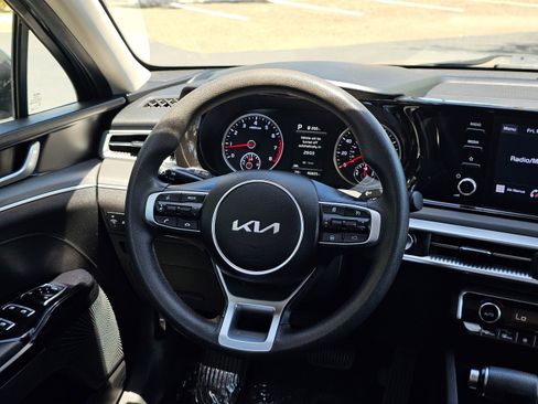 Used 2023 Kia K5 LXS image 23