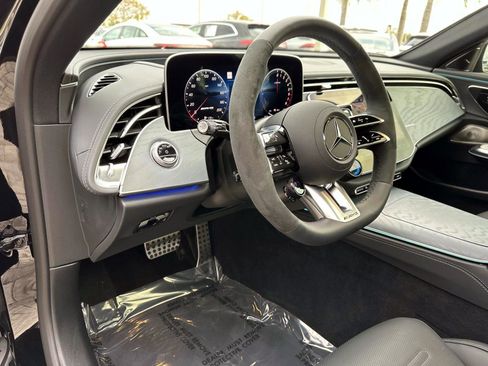 Certified 2025 Mercedes-Benz E 53 AMG e 4MATIC Sedan image 19