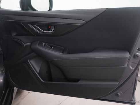 Certified 2025 Subaru Outback Premium image 9