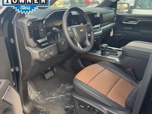 Used 2026 Chevrolet Silverado 1500 High Country AWD/4WD image 6