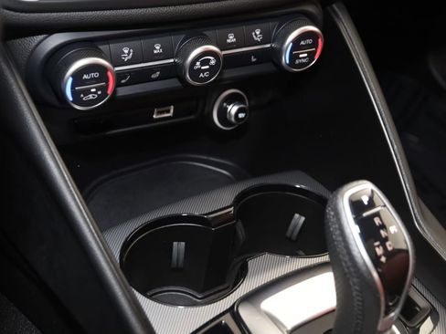 Used 2024 Alfa Romeo Giulia Veloce image 35