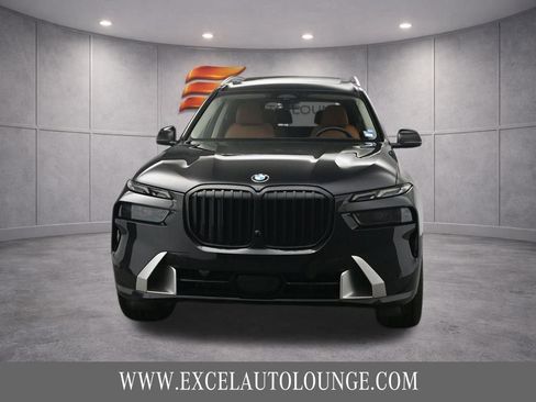 Used 2024 BMW X7 xDrive40i w/ Executive Package AWD/4WD image 12