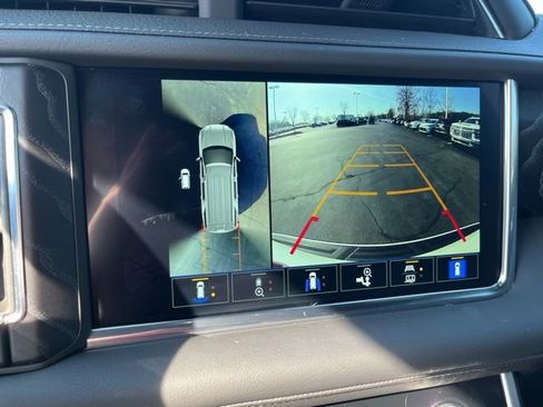 Used 2023 GMC Yukon Denali w/ Max Trailering Package image 27