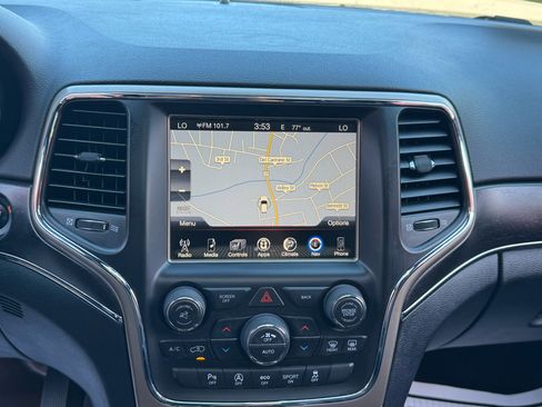 Used 2016 Jeep Grand Cherokee Limited image 18